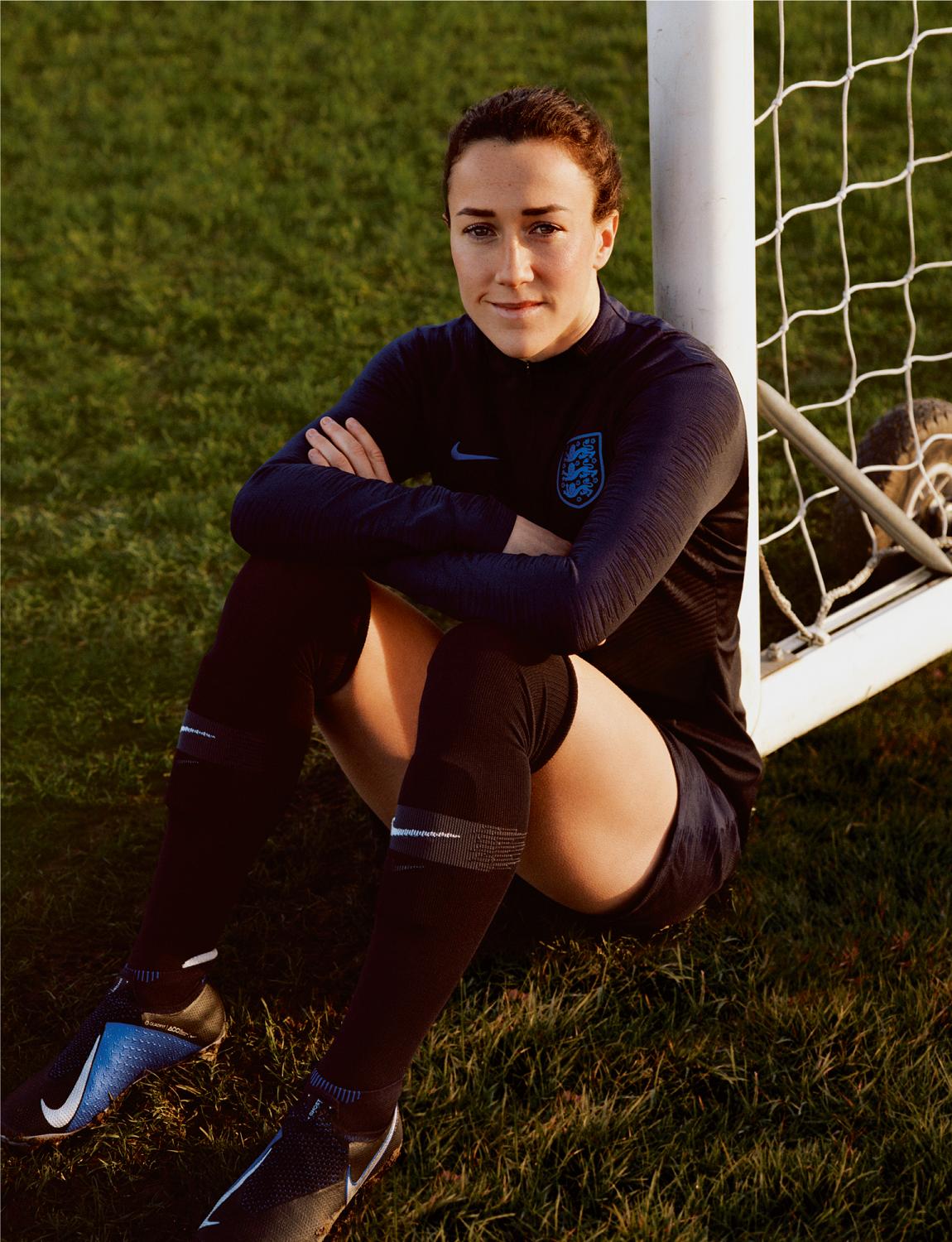 Lucy Bronze has knee surgery – but should be fit for World Cup